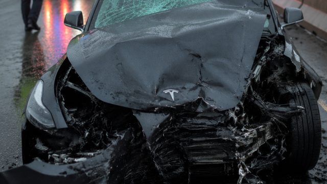 Tragic Tesla Autopilot Incident Sparks Safety Concerns in Texas | om nom run, 3dbet slot