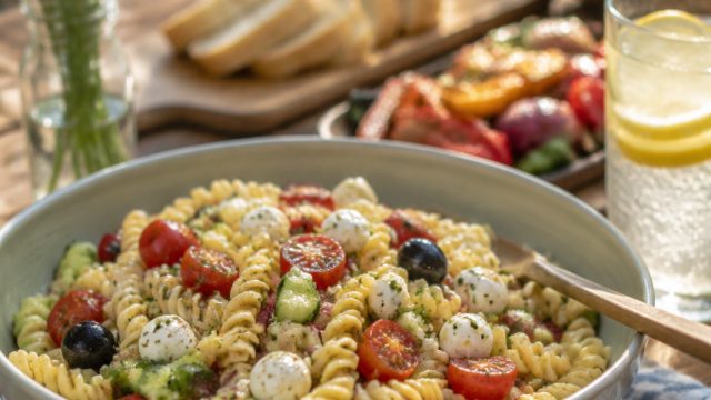 Summer Pasta Salads: Quick Recipes for Outdoor Gatherings | freebet 368mega, party casino bonus